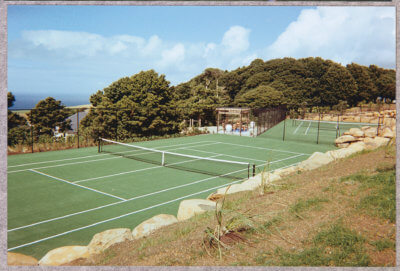 Tennis  x