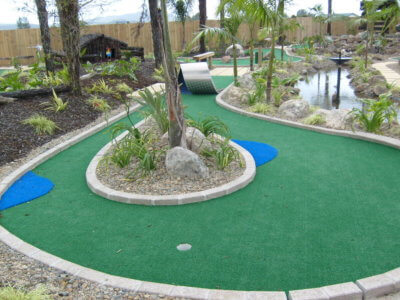 Mini Putt  x