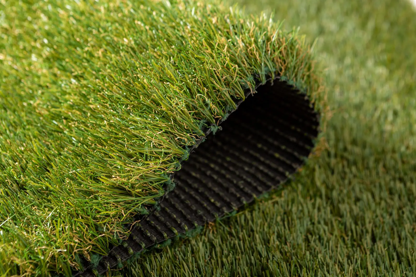 How to Spot High-Quality Synthetic Grass 3 Serenity 40