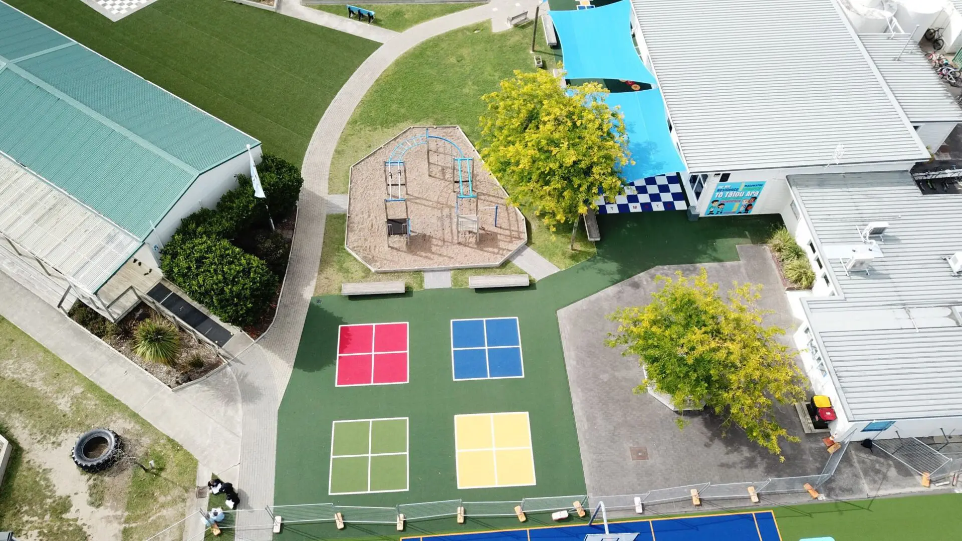 Maraetai Beach School Synthetic Turf Revitalises Outdoor Areas