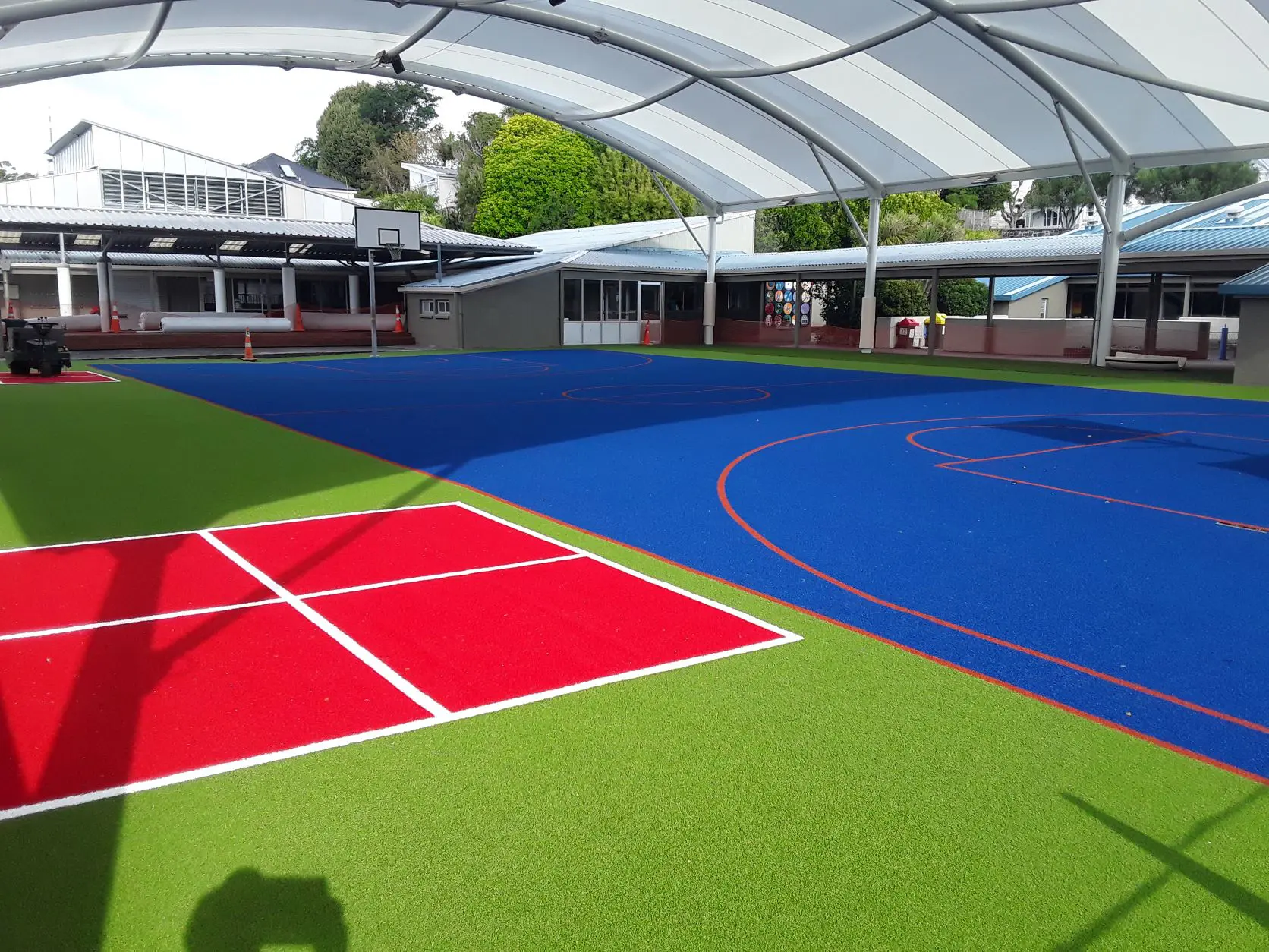 Ponsonby Intermediate’s superb all-weather multi-sport court