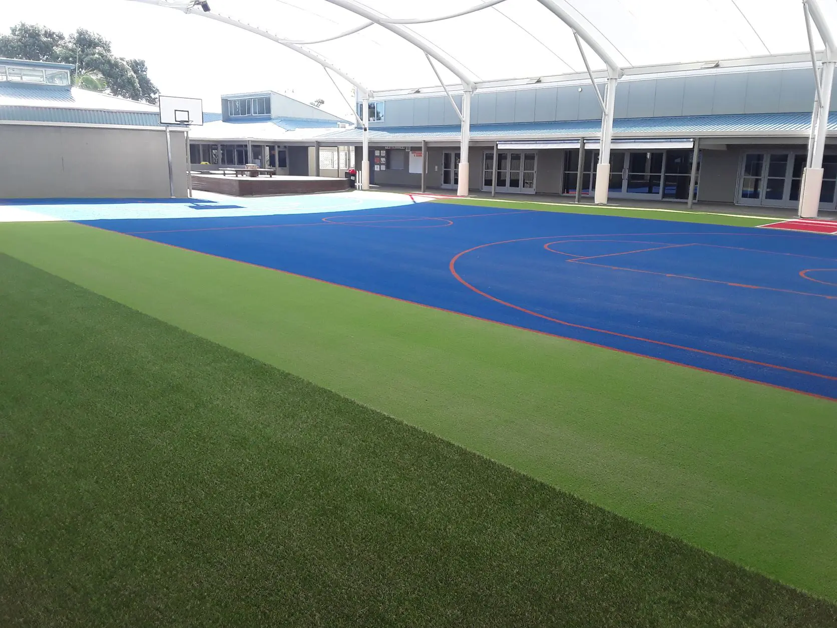 Rebuilding Ponsonby Intermediate's all-weather multi-sport court