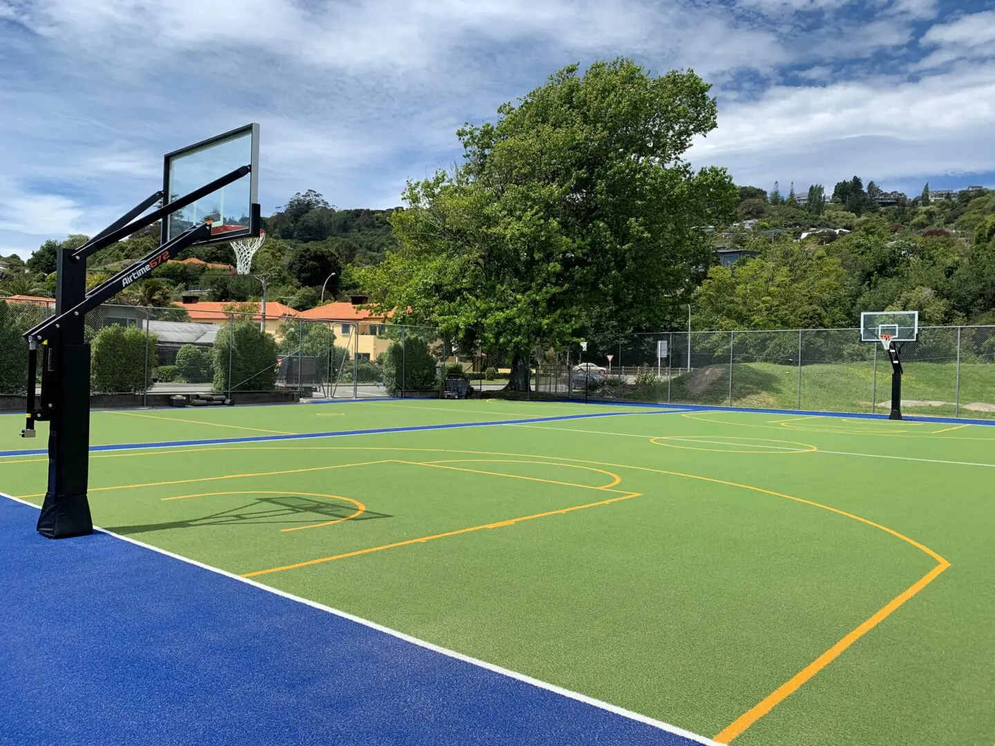 Tahunanui School